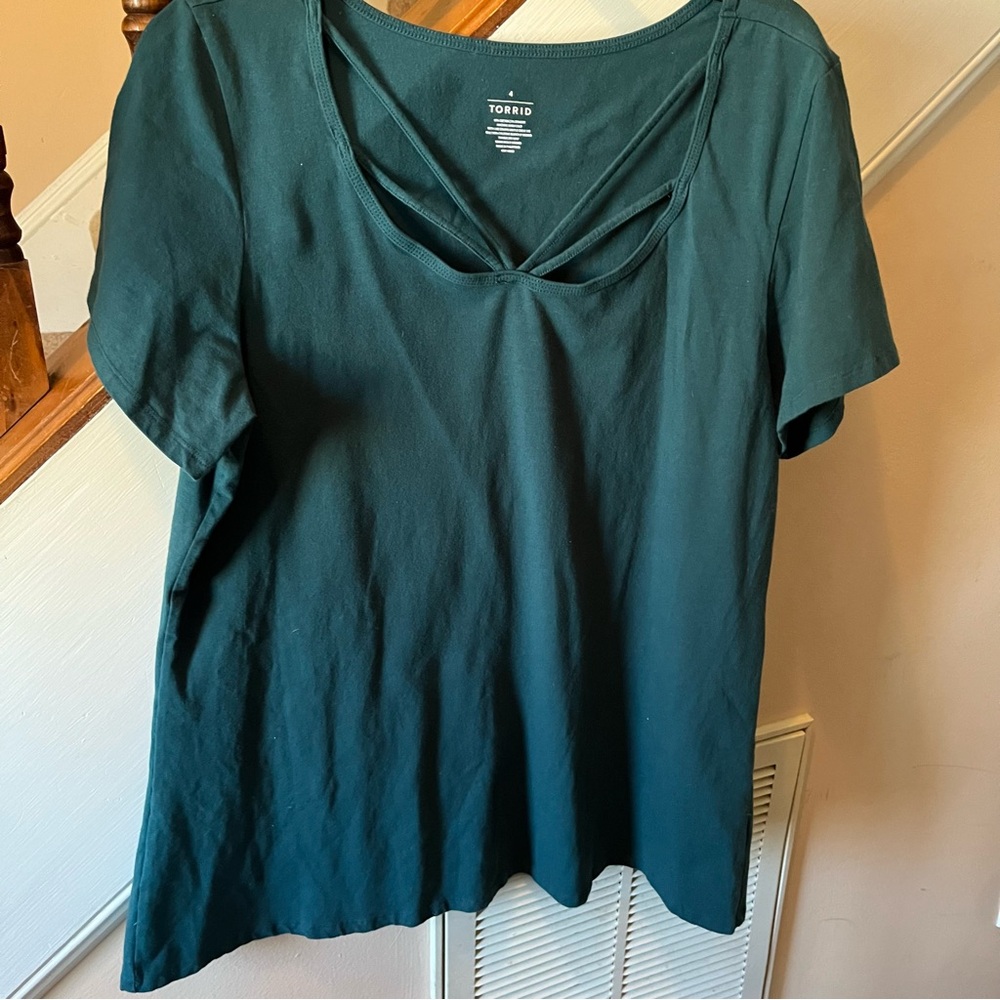 Torrid Plus Size Top - Picture 1 of 4
